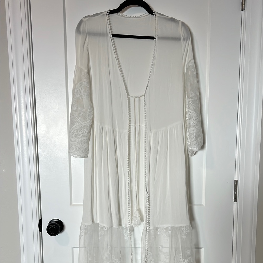 White beach cover up Elegant White Lace Kimono